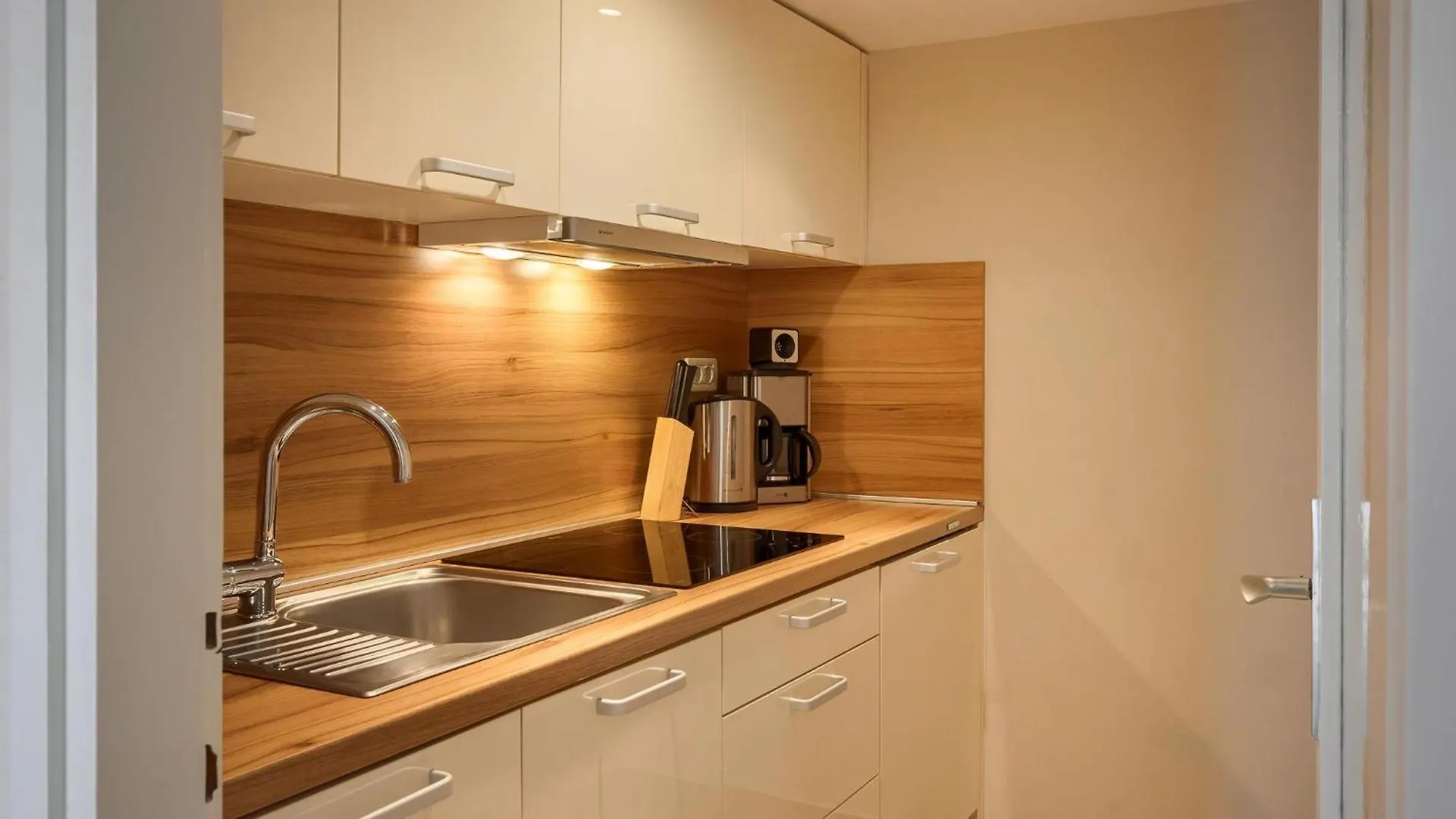 Klimatisierte Wohnung In Spadici Mit Parkplatz Porec Apartment