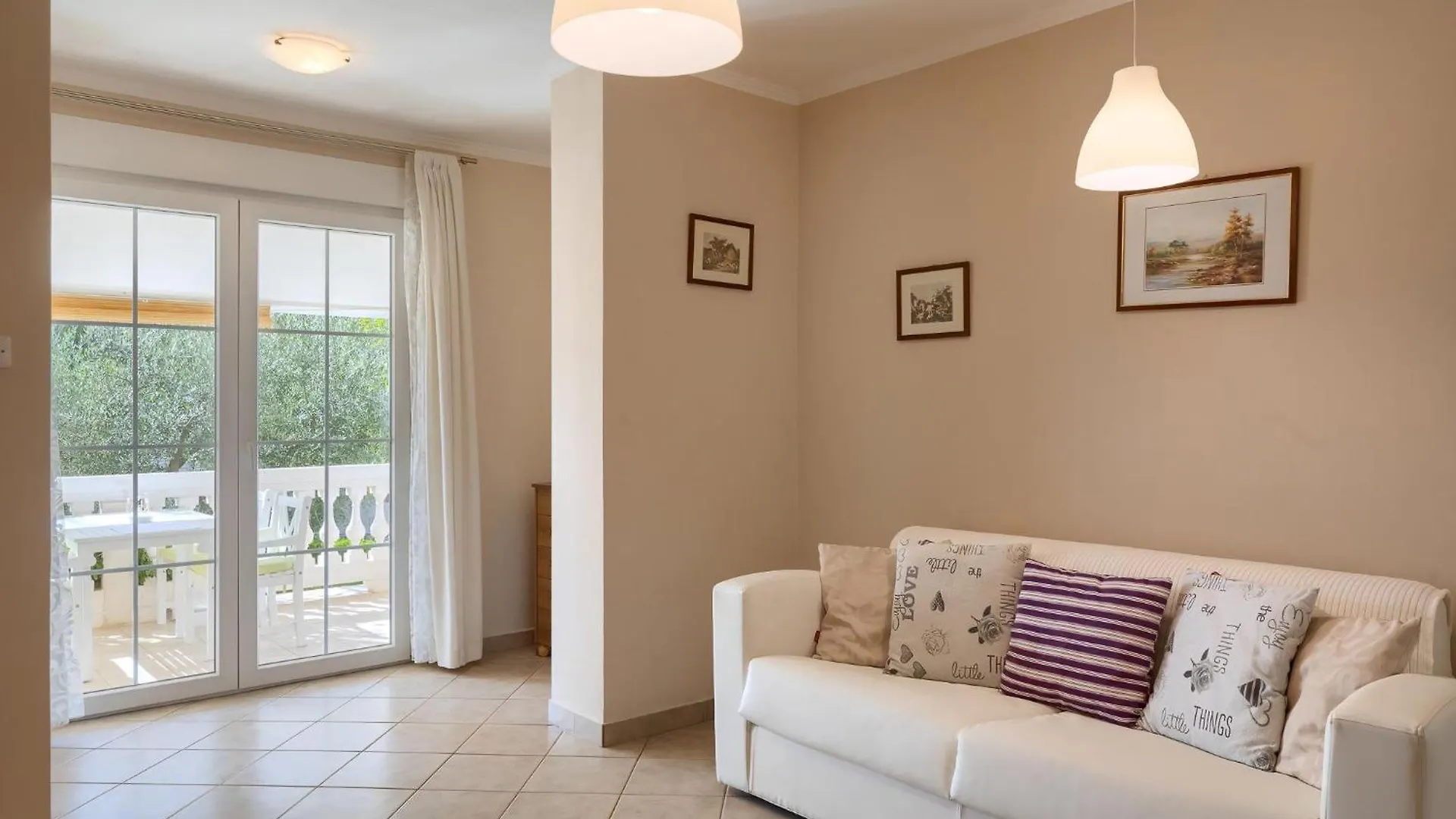 Apartment Klimatisierte Wohnung In Spadici Mit Parkplatz Porec Croatia