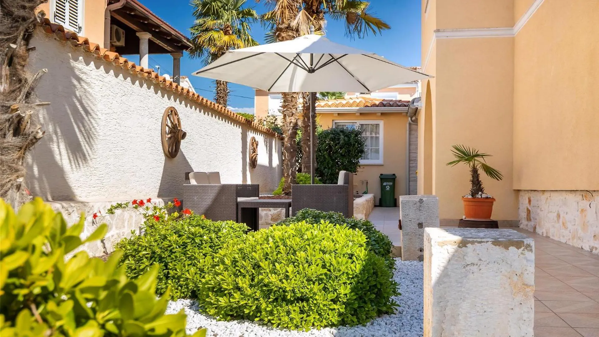 Apartment Klimatisierte Wohnung In Spadici Mit Parkplatz Porec