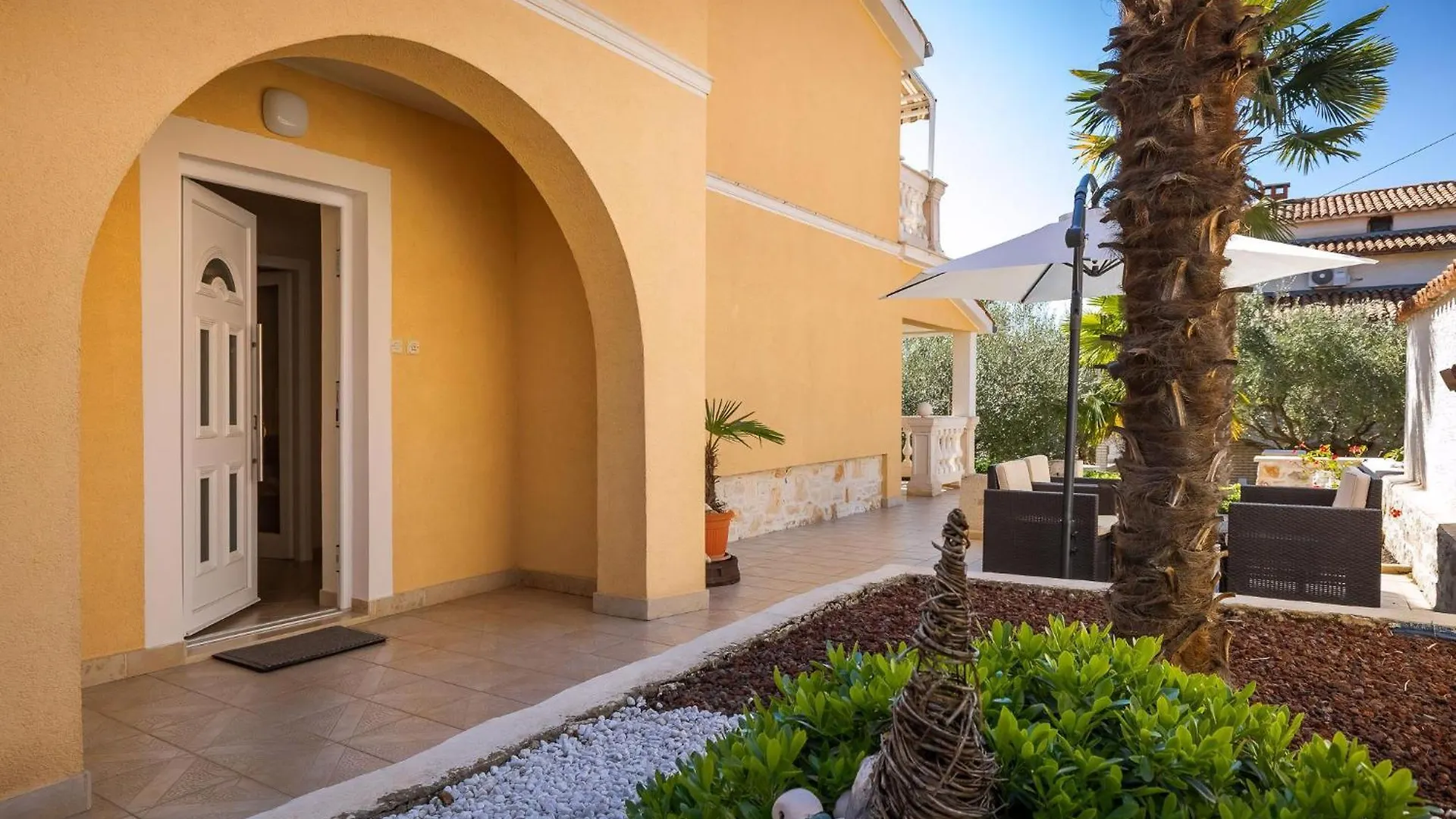 Klimatisierte Wohnung In Spadici Mit Parkplatz Porec 0*,