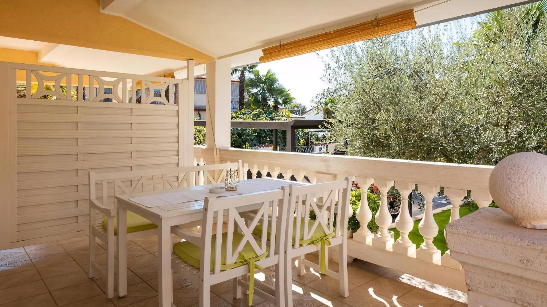 Klimatisierte Wohnung In Spadici Mit Parkplatz Porec Apartment